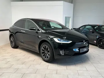 Model X 100D Dual Navi*Leder*LED*6-Sitzer