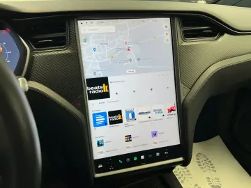 Model X 100D Dual Navi*Leder*LED*6-Sitzer