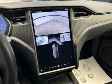 Model X 100D Dual Navi*Leder*LED*6-Sitzer
