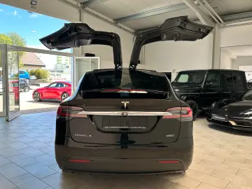 Model X 100D Dual Navi*Leder*LED*6-Sitzer