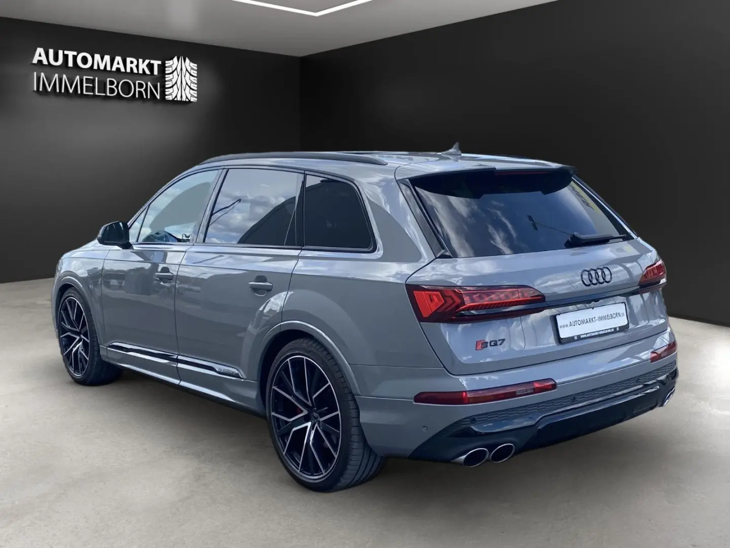 SQ7 competition plus 7Sitz*Pano*Matrix*ACC*22