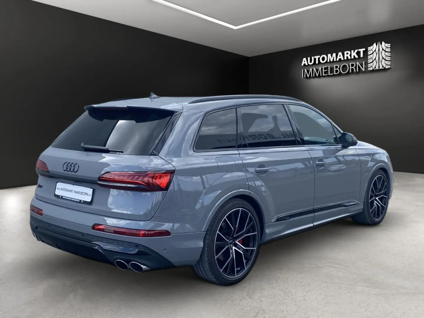 SQ7 competition plus 7Sitz*Pano*Matrix*ACC*22