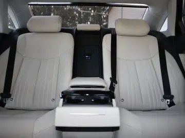 A8L 60 TFSI e lang BLACK-PAKET/5-Si./LEDER BEIGE