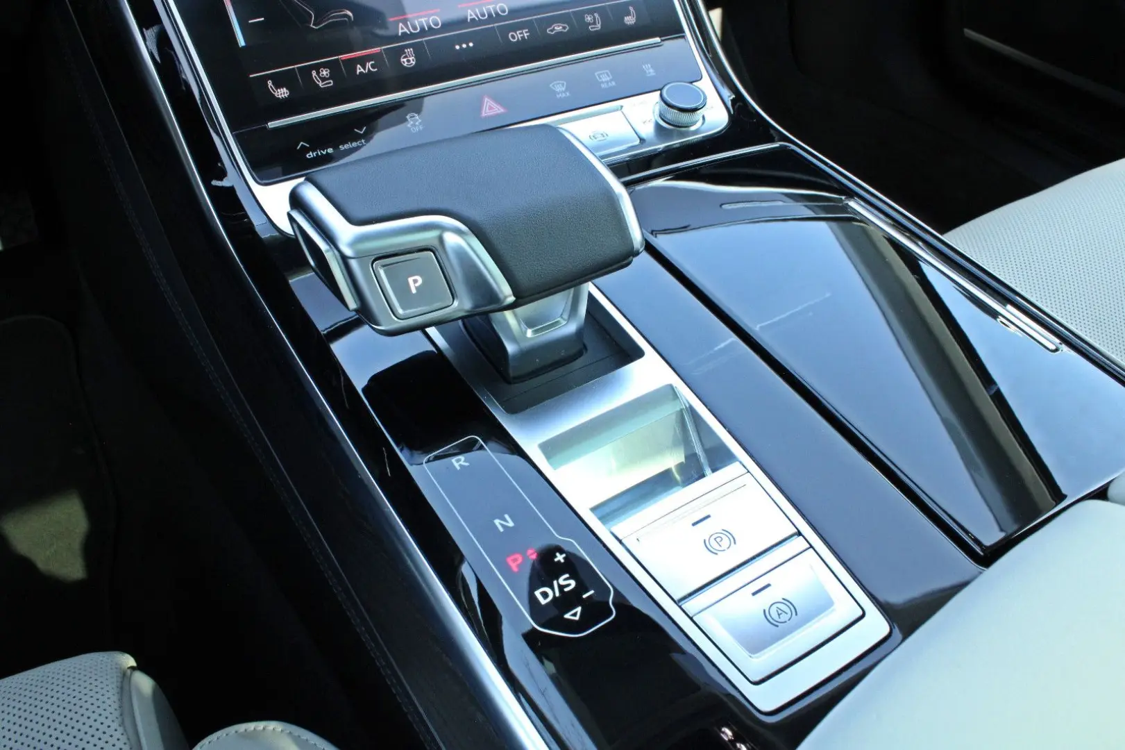 A8 Lang 50TDI S LINE BLACK HUD PANO DIG-MATRIX