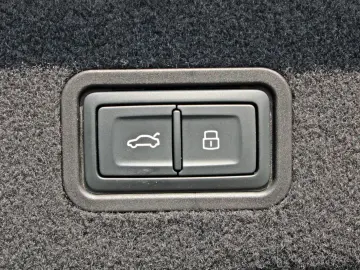 A8 Lang 50TDI S LINE BLACK HUD PANO DIG-MATRIX