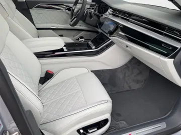 A8 60 TFSI Lang tiptronic quattro  HeadUp Panoda