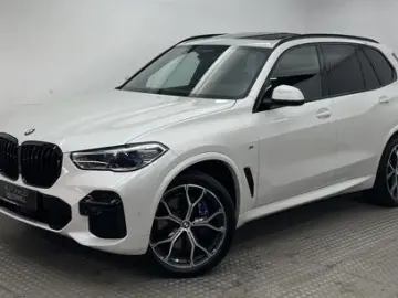 X5 xDrive30d M SPORT PANO LASER AHK STANDHZG HUD