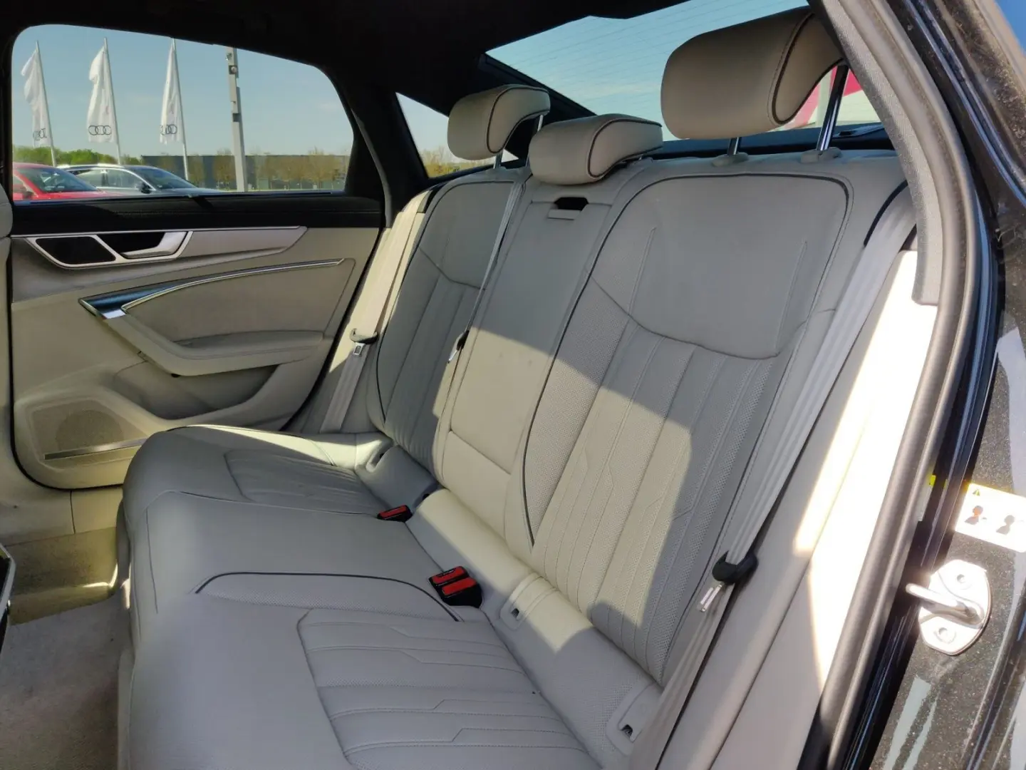 A6 Limousine 45 TFSI q. S-Tronic S-Line, HD Matr