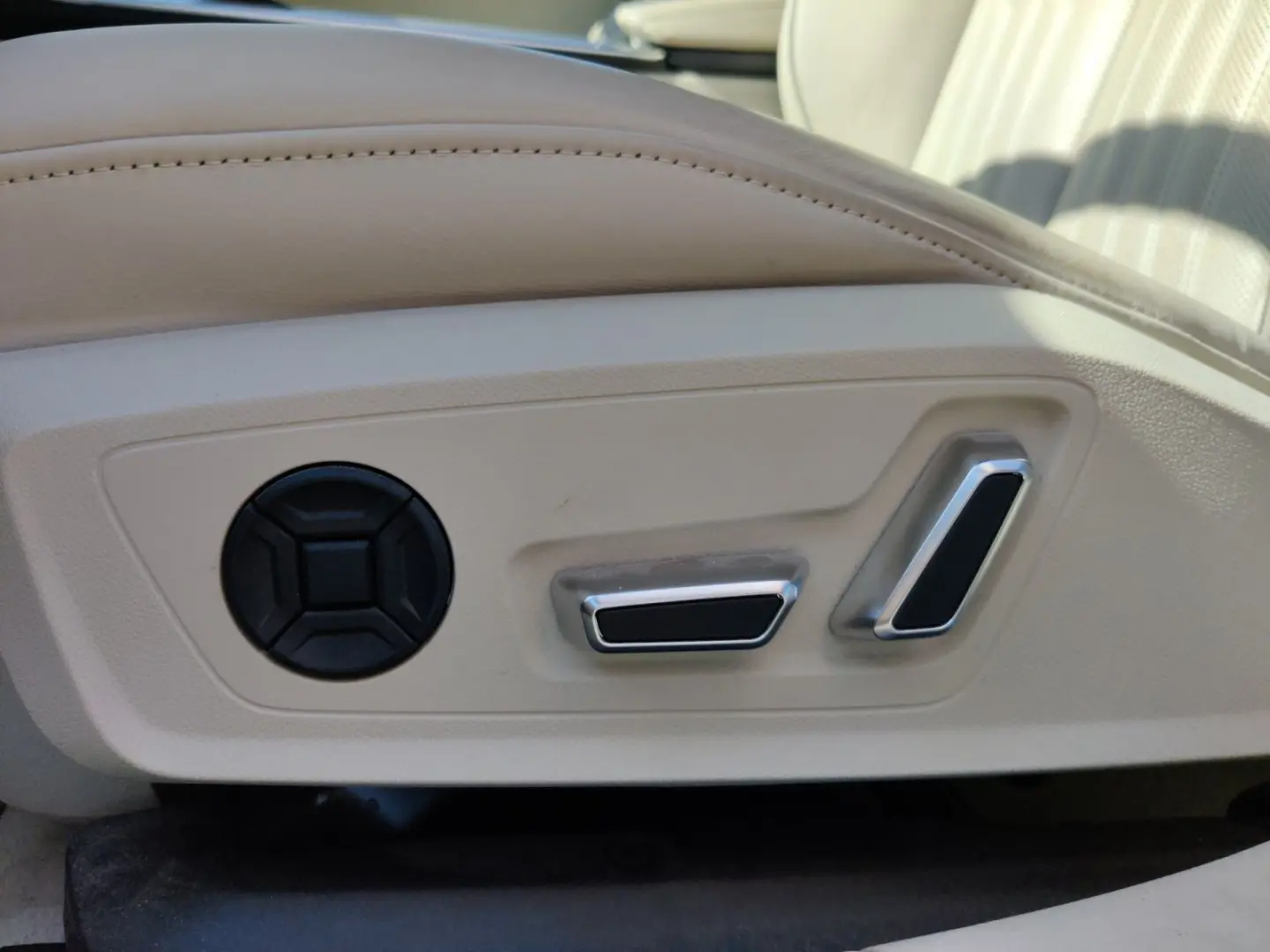 A6 Limousine 45 TFSI q. S-Tronic S-Line, HD Matr