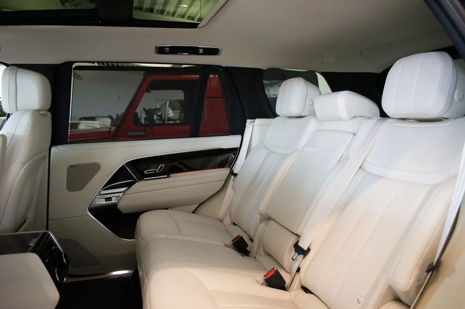 Range Rover L P440E HSE LWB, MERIDIAN, PANO, FRI