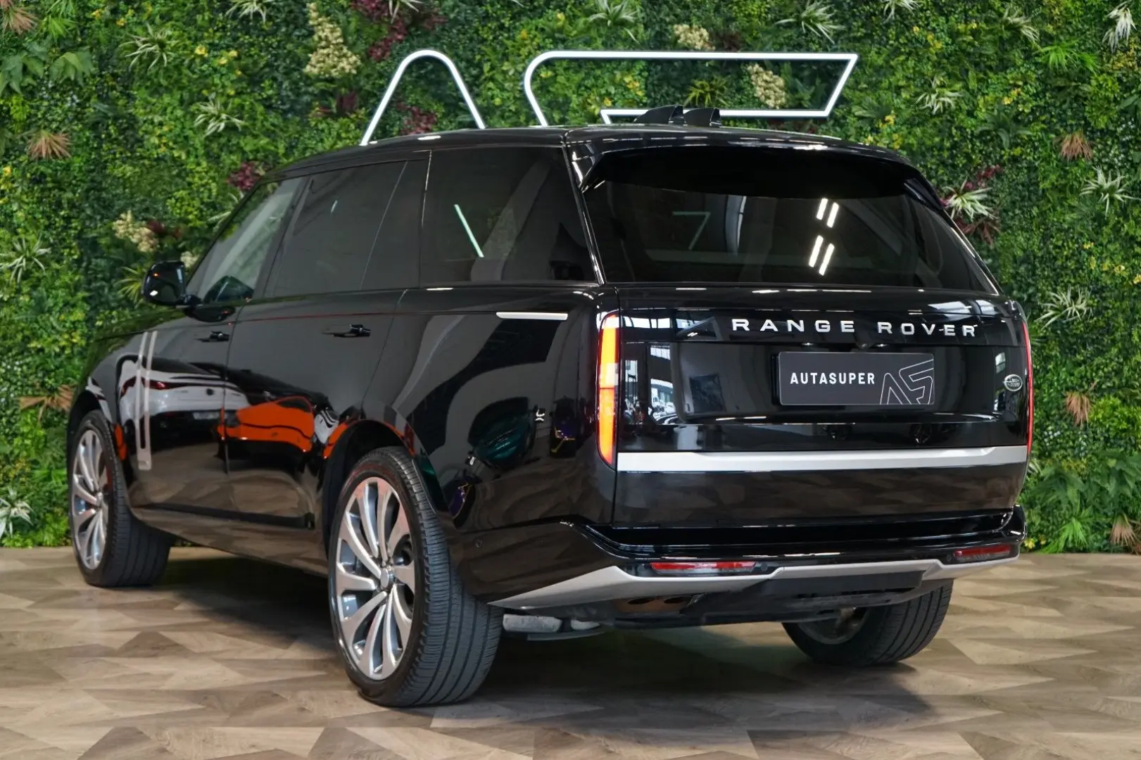 Range Rover D350*LWB*AUTOBIO*TOW*118.678€ NETTO