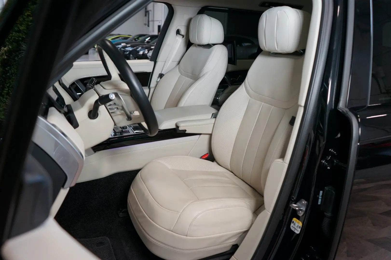 Range Rover D350*LWB*AUTOBIO*TOW*118.678€ NETTO