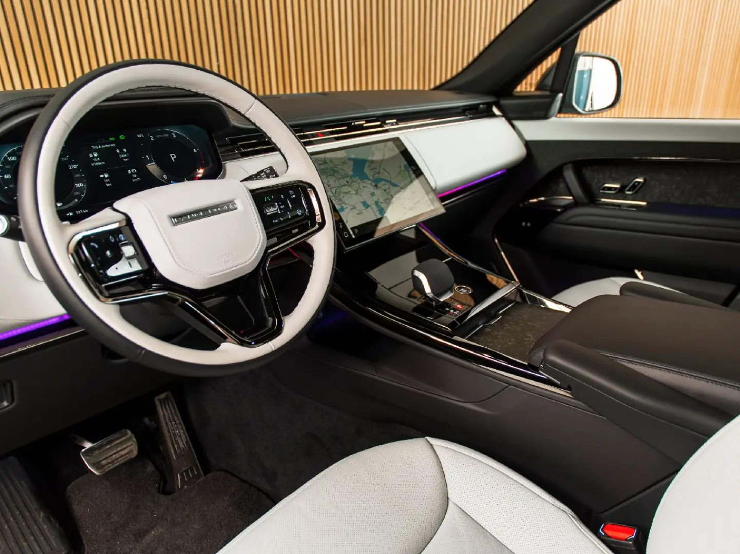 Range Rover Sport D300 Dynamic HSE 23