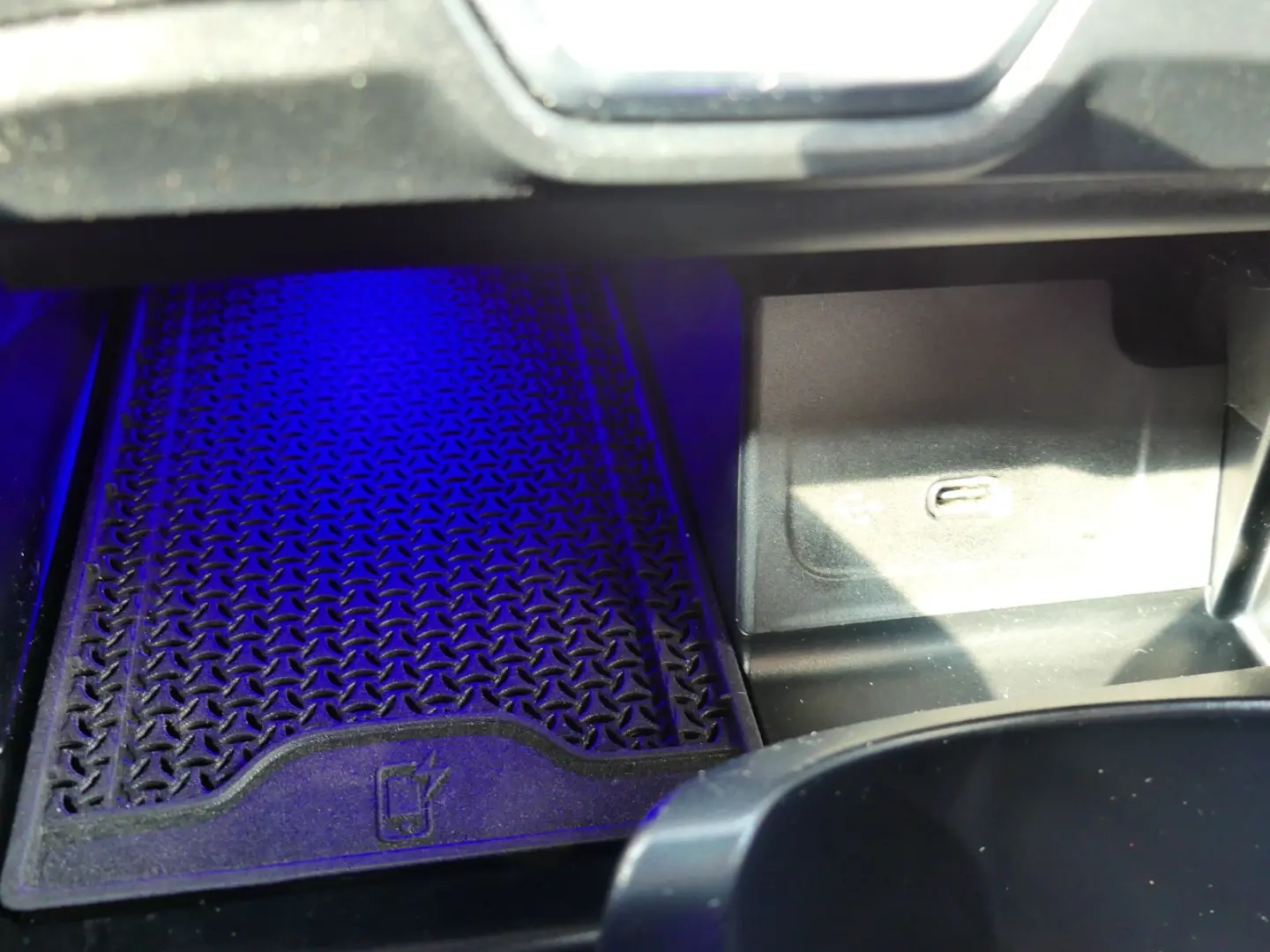 C 180 Avantgarde +R-Kamera+Ambiente+MBUX+LED+SHZ