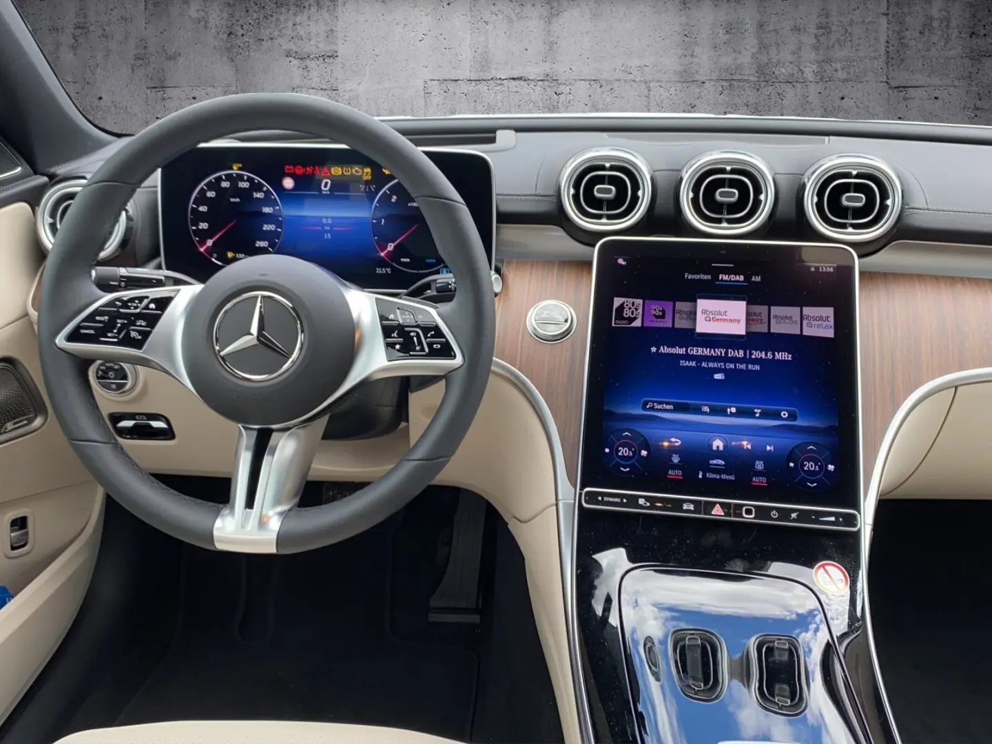 C 220 d AVANTGARDE+360°+DISTRO+PANO+HUD+BURME