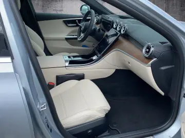 C 220 d AVANTGARDE+360°+DISTRO+PANO+HUD+BURME