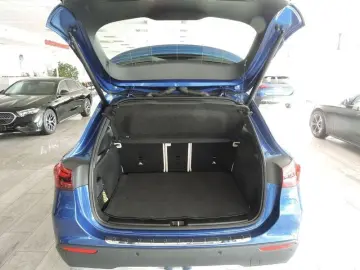 Mercedes-Benz GLA GLA 180 d Automatic Business E
