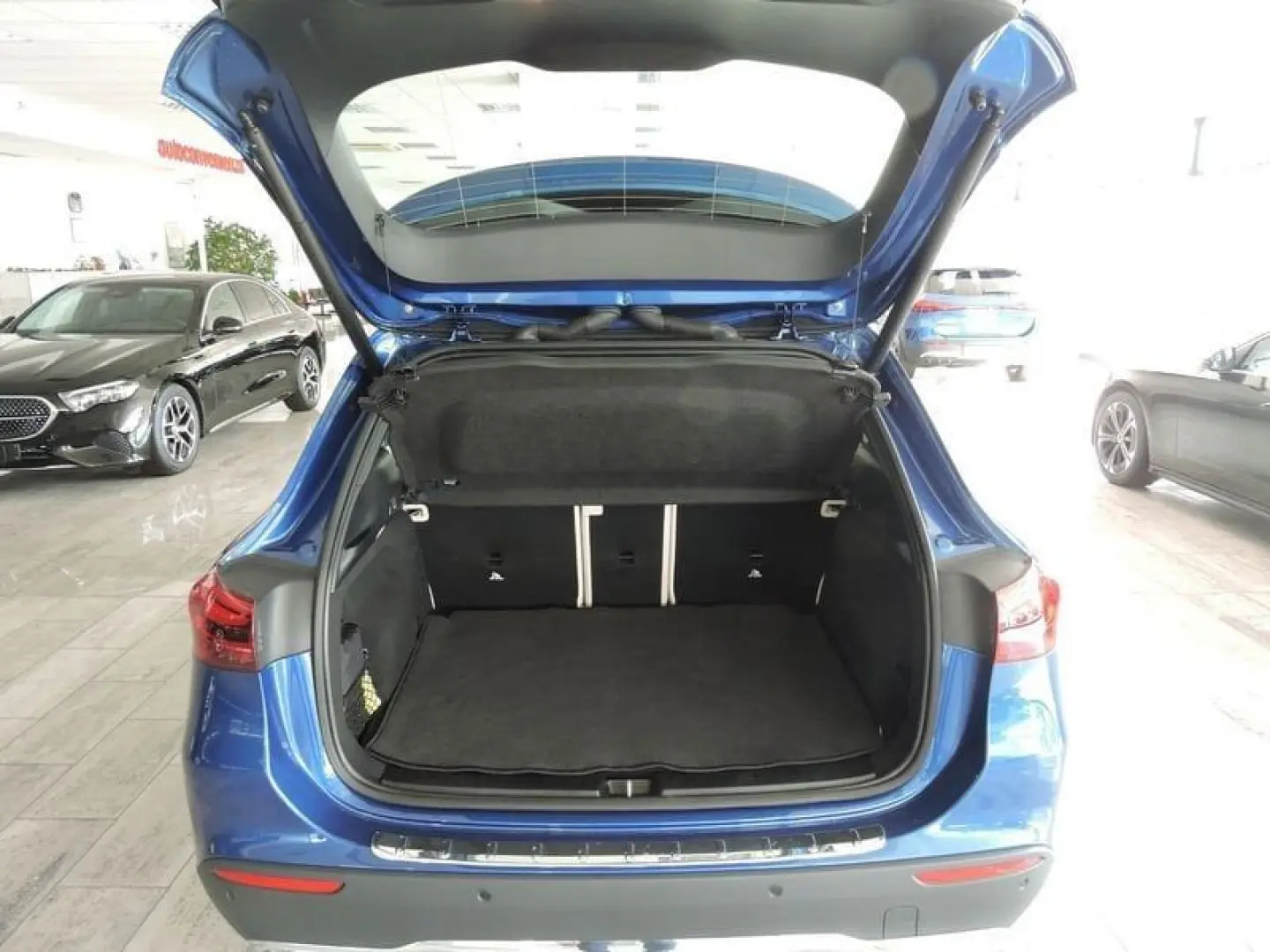Mercedes-Benz GLA GLA 180 d Automatic Business E