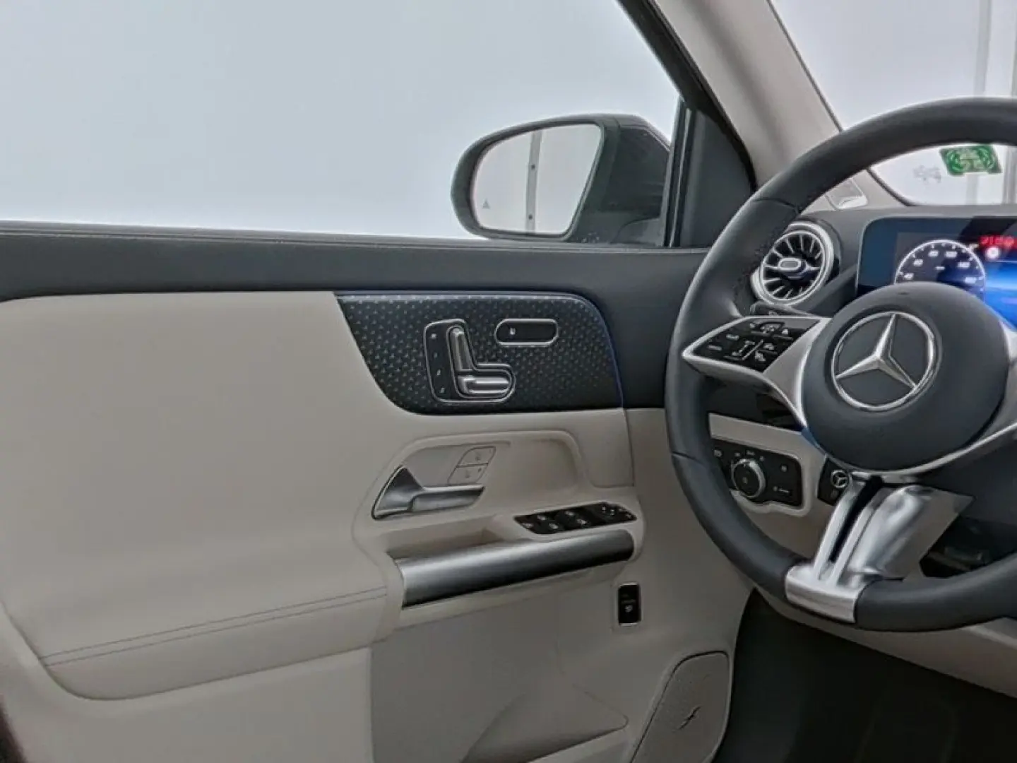 GLA 220 d 4M Progressive*AHK*Burme*Distro*MBeam*