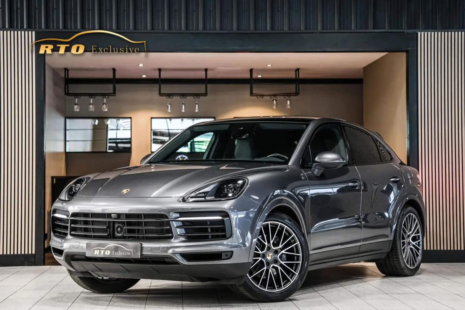 Cayenne Coupé 3.0 E-Hybrid|ACC|GTS-stoel|Chrono|