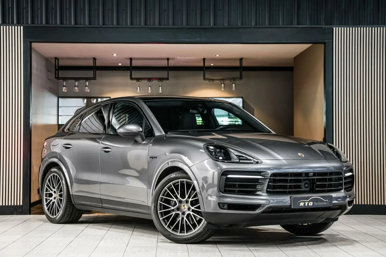 Cayenne Coupé 3.0 E-Hybrid|ACC|GTS-stoel|Chrono|