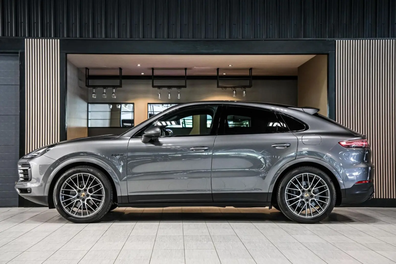 Cayenne Coupé 3.0 E-Hybrid|ACC|GTS-stoel|Chrono|
