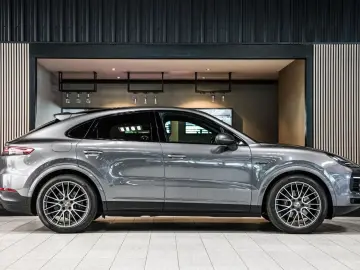 Cayenne Coupé 3.0 E-Hybrid|ACC|GTS-stoel|Chrono|