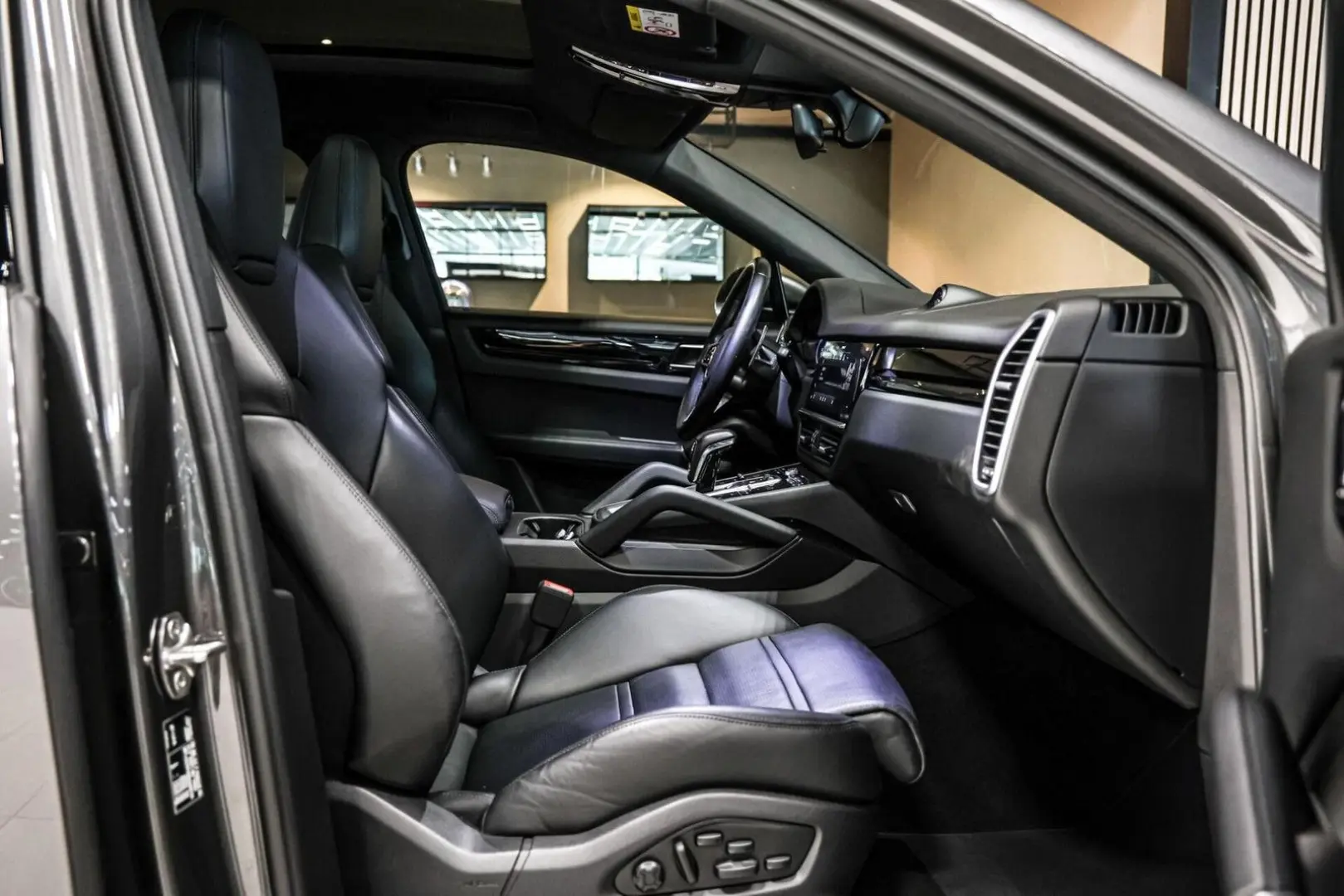 Cayenne Coupé 3.0 E-Hybrid|ACC|GTS-stoel|Chrono|