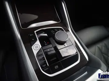 X6 30D / M-SPORT-PRO / PANO / HIFI / KEYLESS