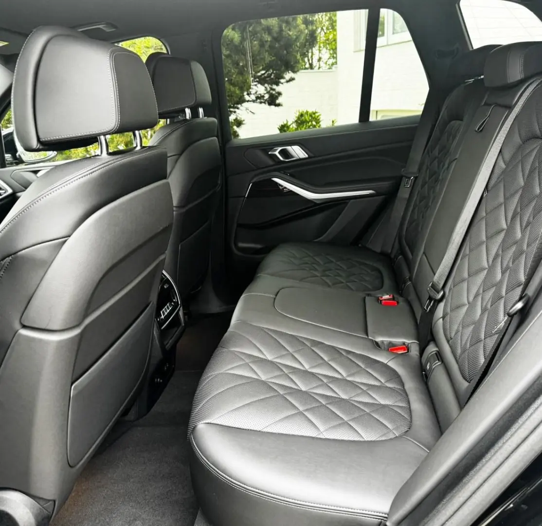 X5 xDrive 30d M-Sport AHK Leder LED