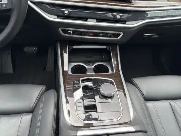 X5 xDrive30d NP 109.109,- AHK Gestiksteuerung