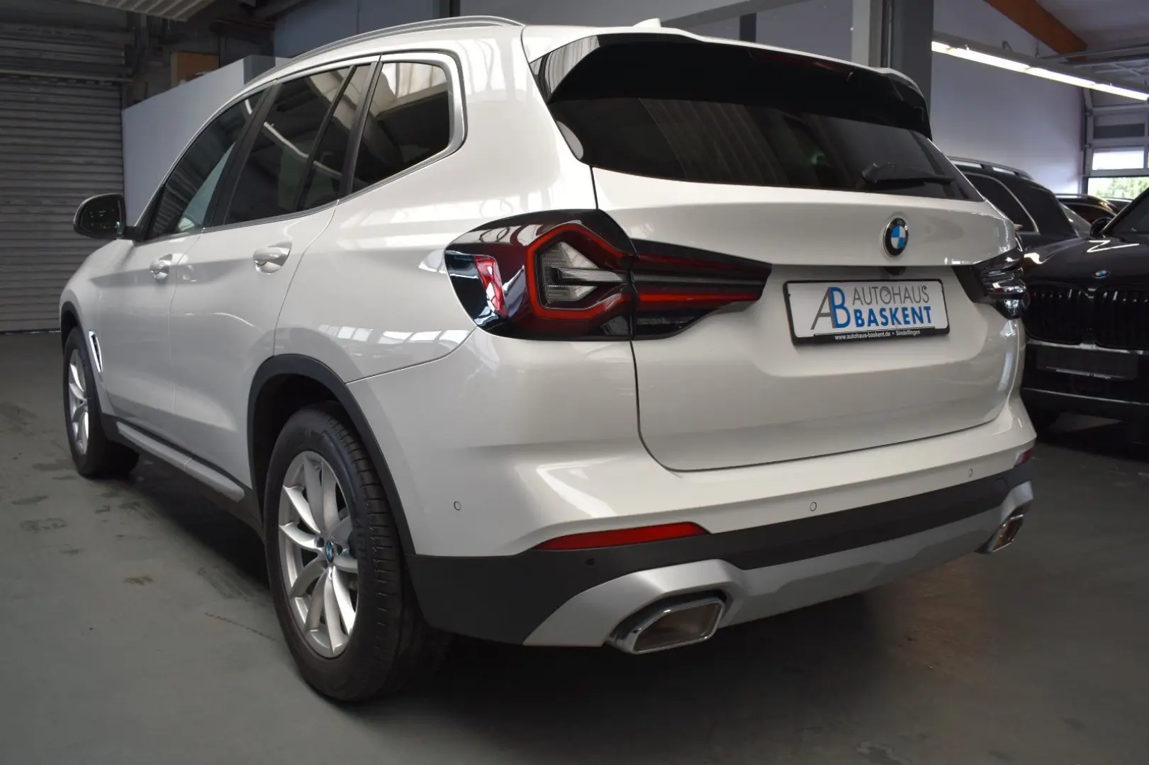 X3 xDrive 20 d*M LENKRAD*NAVI*LED*LIVE COCKPIT*