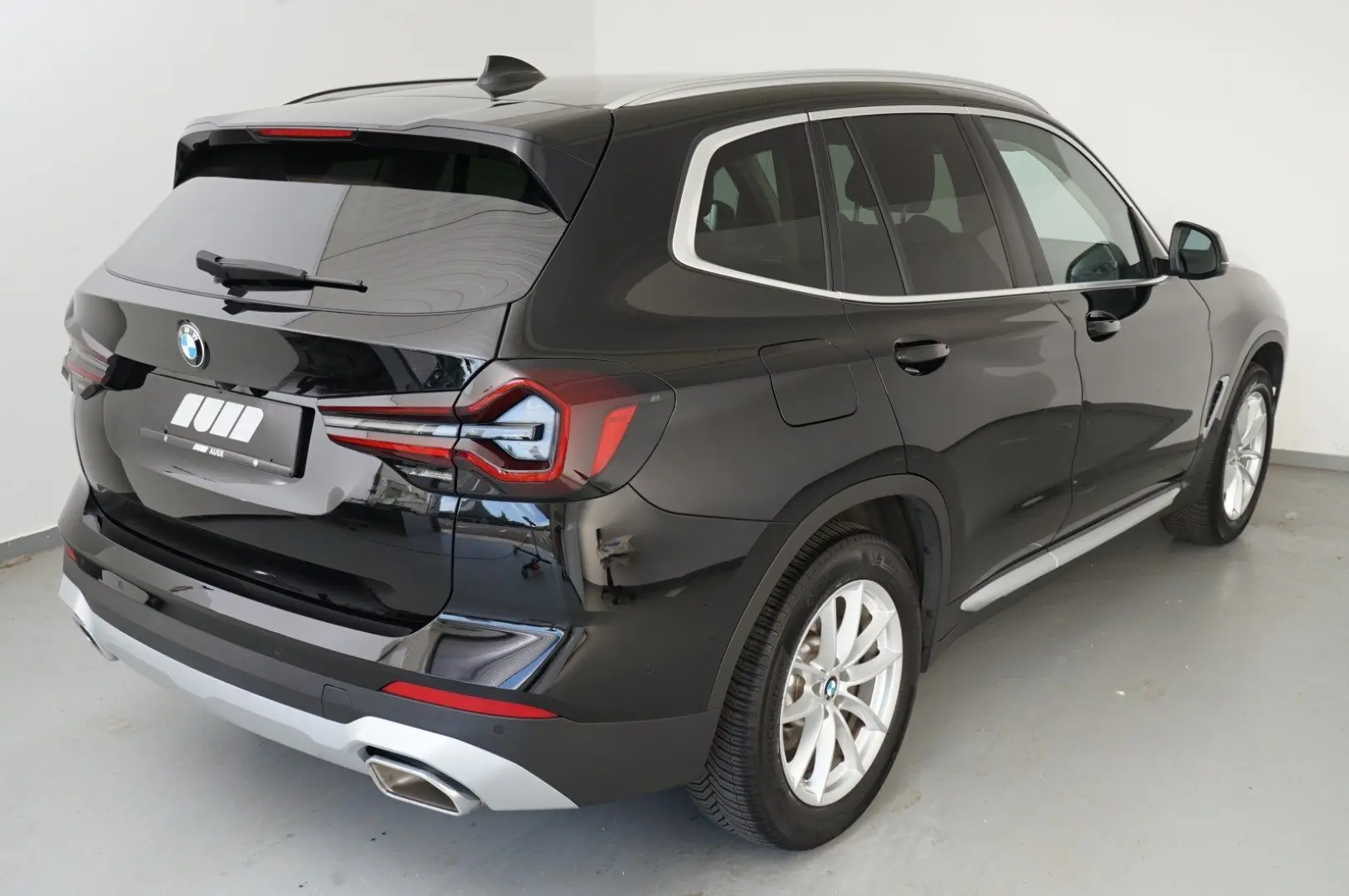X3 xDrive 20i (M-Sport Navi LED HiFi STHZ )