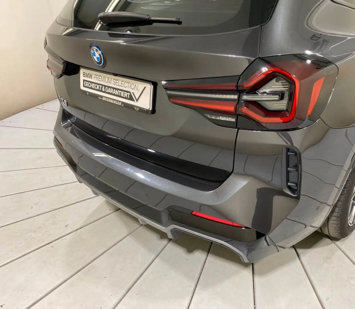 iX3 M Sportpaket Impressive AHK ACC DA+ PA+ 360°