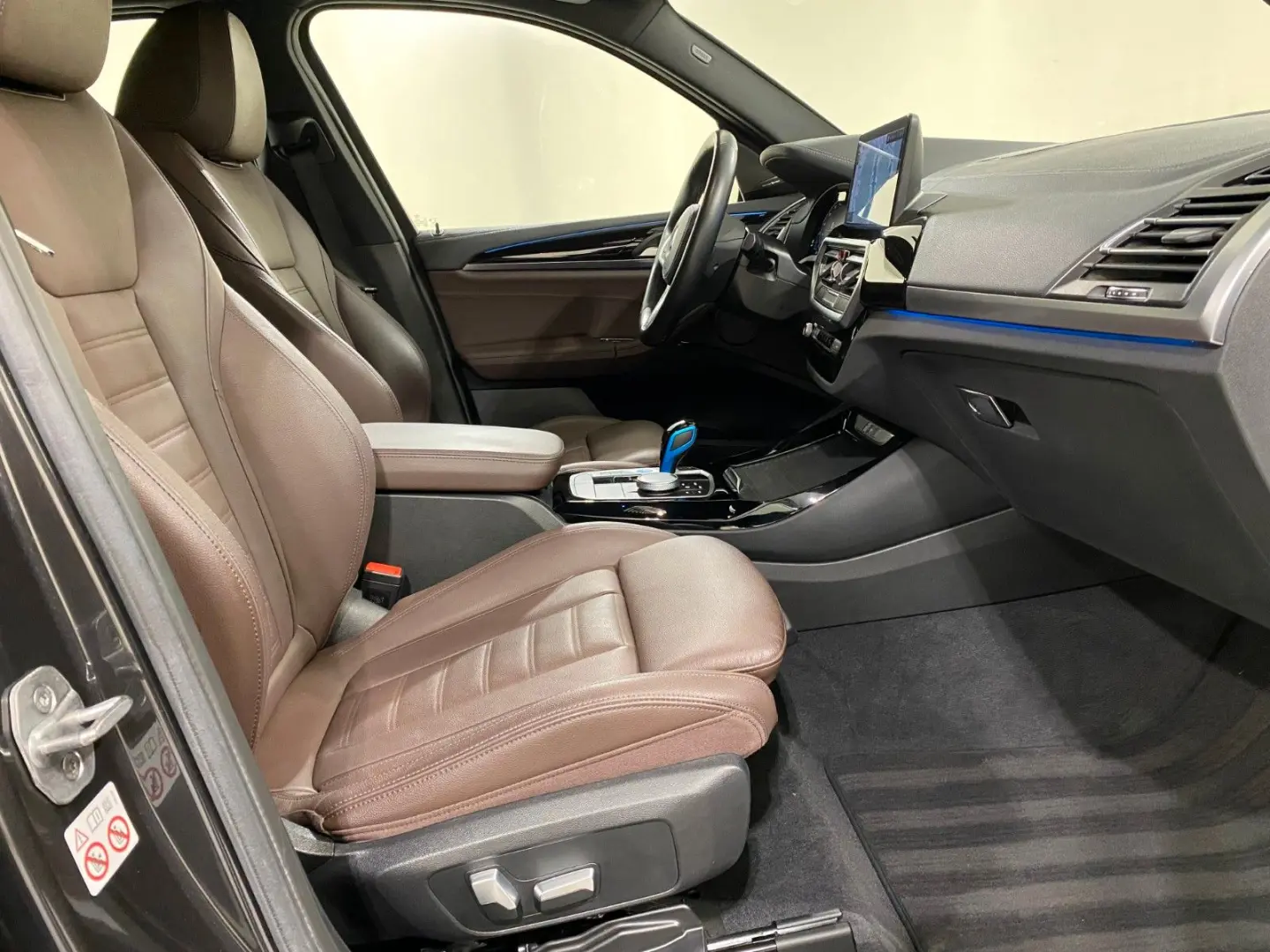 iX3 M Sportpaket Impressive AHK ACC DA+ PA+ 360°