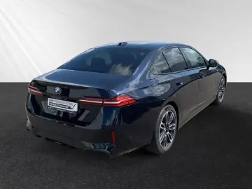 520i M Sport|19