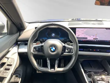520i M Sport|19