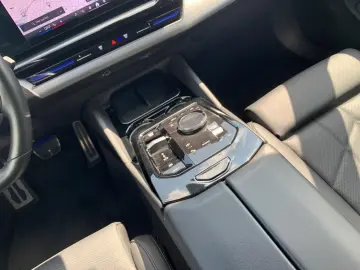 520i M Sport|19