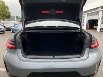 320 d Limousine M Sport LiveCockpitPro/Lenkrad&S