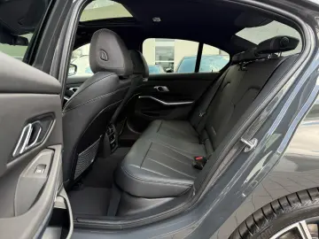 320d xD M Sport 19