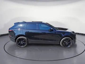 Range Rover Velar P400e 