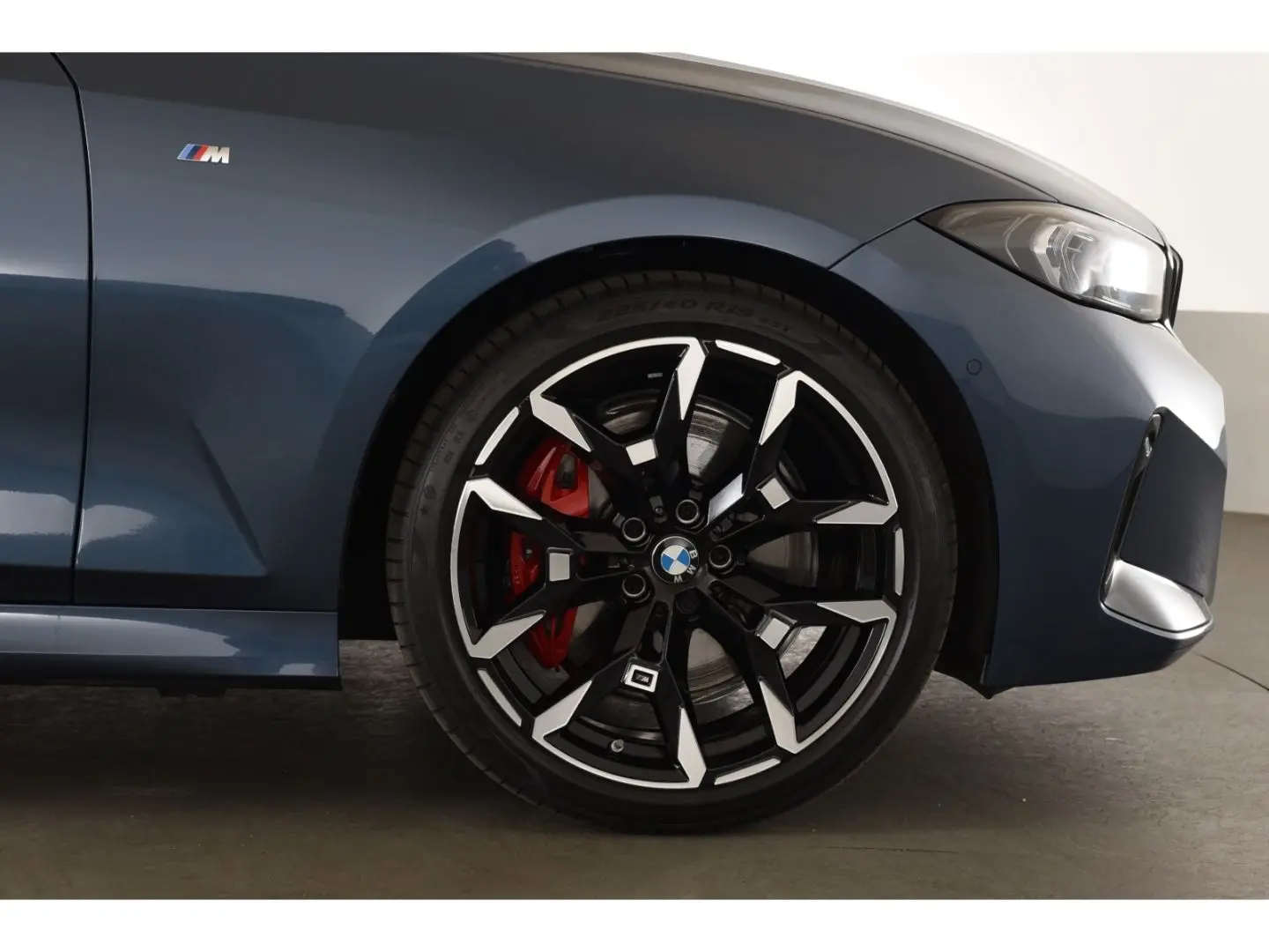 330 d xDrive M Sport Standheizung DAB Panoramada