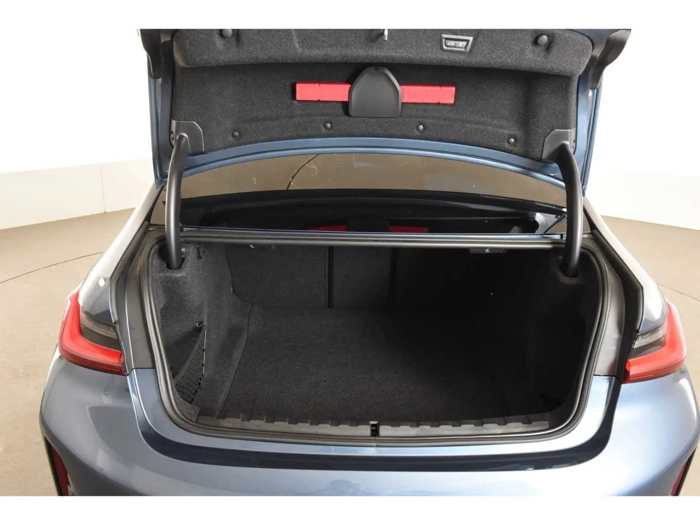 330 d xDrive M Sport Standheizung DAB Panoramada