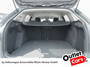 Golf VIII Variant 2.0 TDI Life Gar.2026 Navi LED