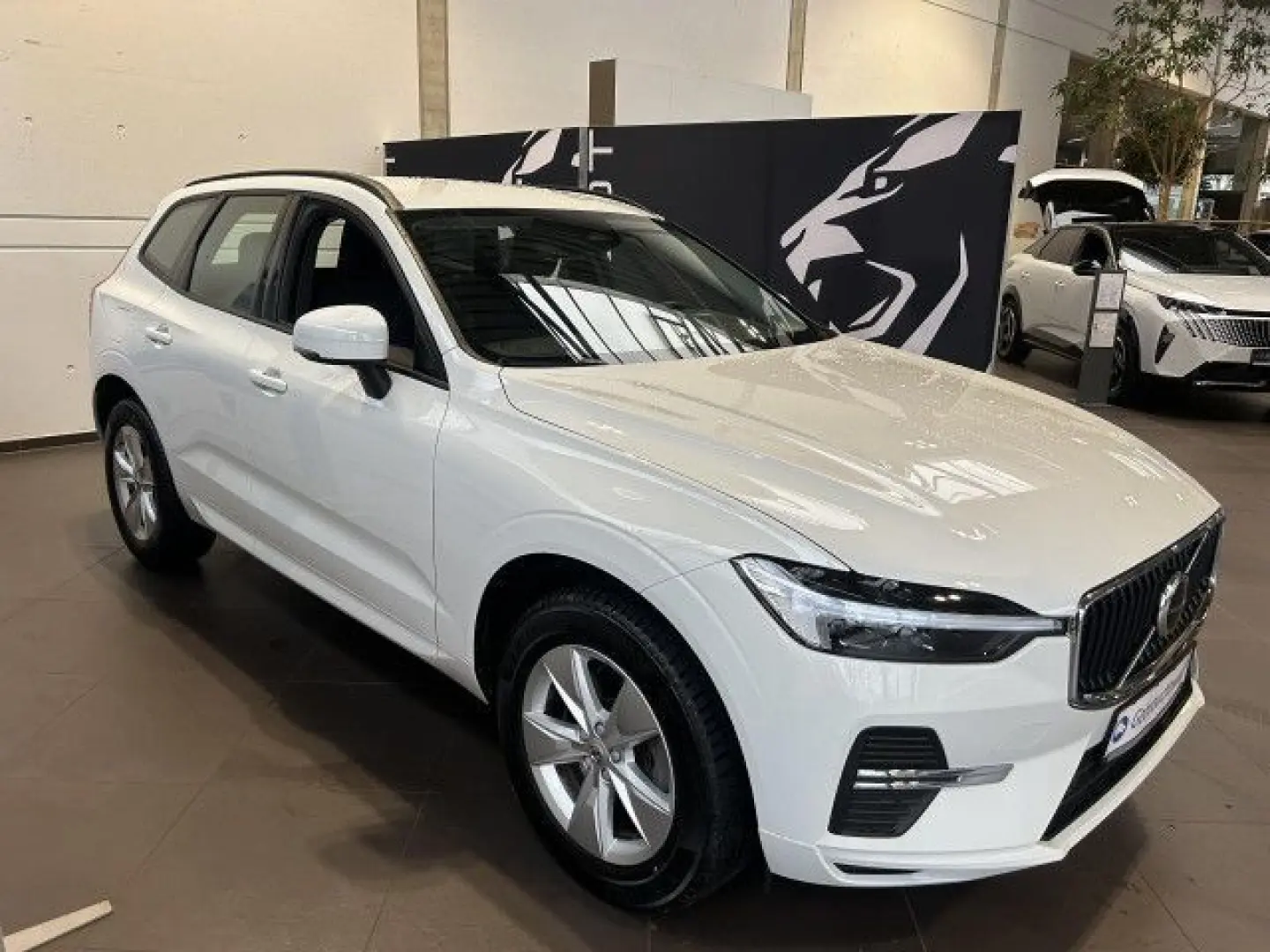 XC60 Navi / Elekt. Sitze / Carplay / PDC hinten