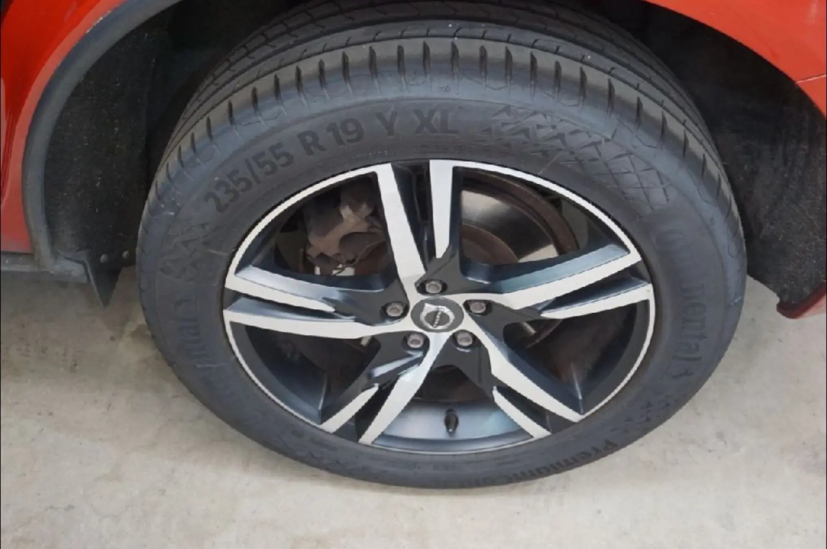 XC60 B4 Aut R DESIGN/LED/NAVI/LEDER/SHZ/RFK/8Fa
