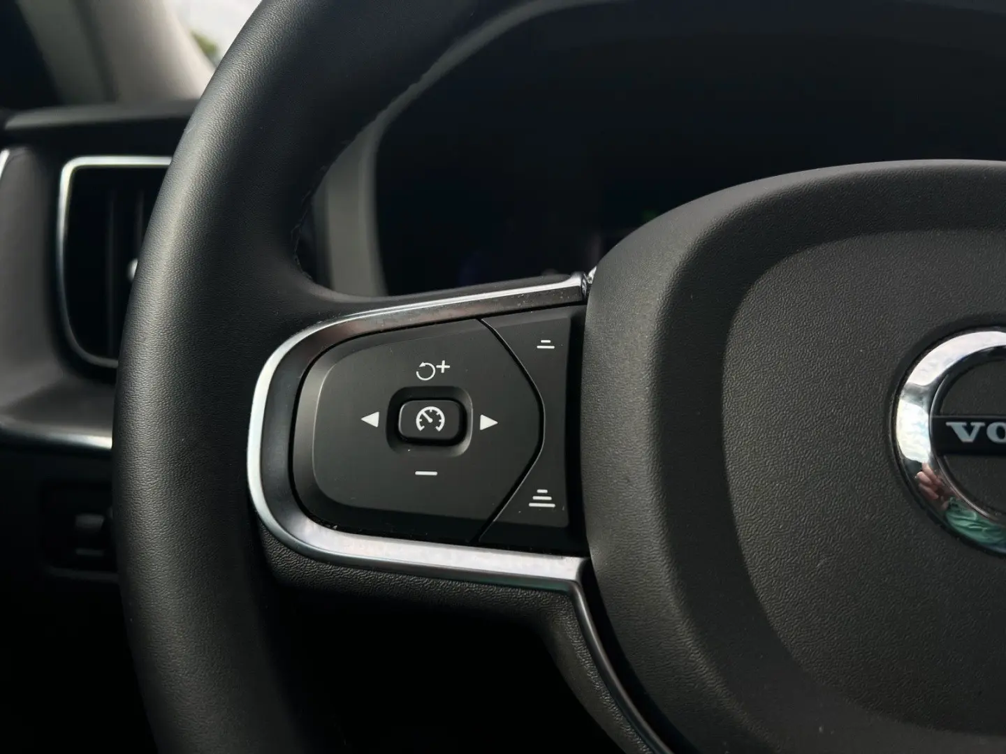 XC60 B4 Momentum Pro Geartronic/Keyless/DAB