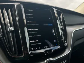 XC60 B4 Momentum Pro Geartronic/Keyless/DAB
