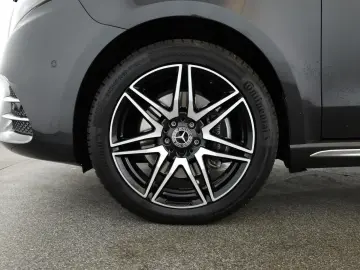 V 300 d 4M lang AVANTGARDE AMG 8S Pano Navi 360