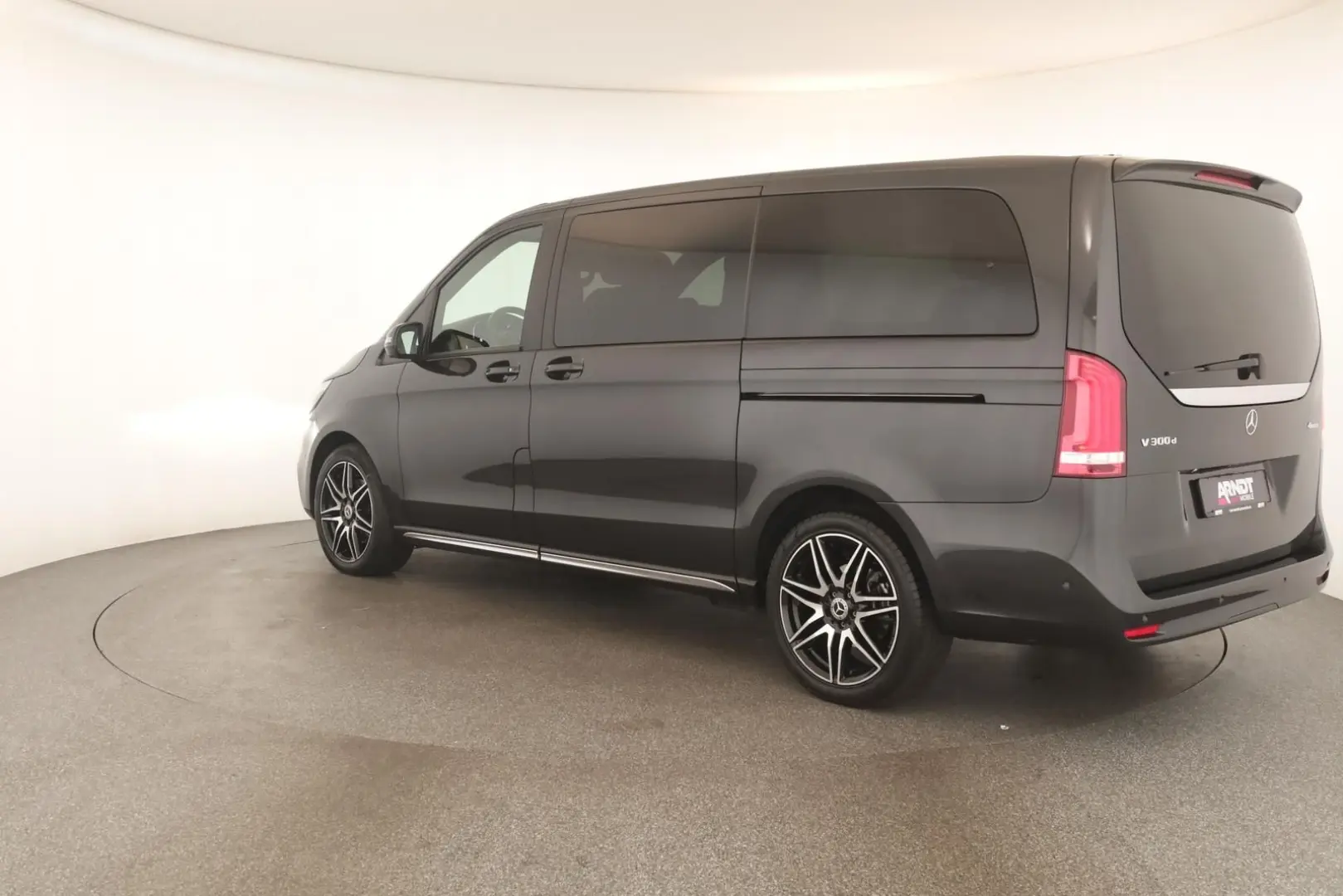 V 300 d 4M lang AVANTGARDE AMG 8S Pano Navi 360